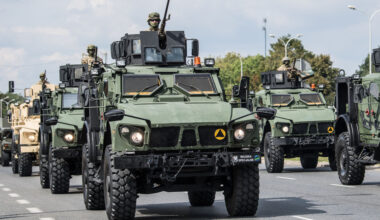 Wraca sprawa powszechnej służby wojskowej. "Część szerszego pomysłu"