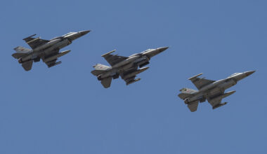 Nagła akcja F-16. Rozkaz "strzelać" i pilny komunikat