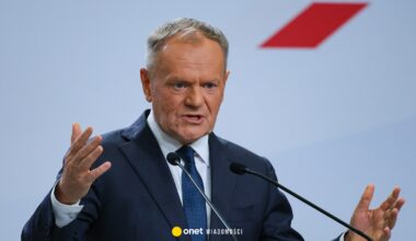 Donald Tusk grzmi po decyzji posłów. "Będą bardzo żałowali" [ZAPIS RELACJI NA ŻYWO] - Onet Wiadomości