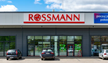 Wielka promocja „2+2 gratis” w Rossmannie. Klienci biorą bez limitów :: RMF FM