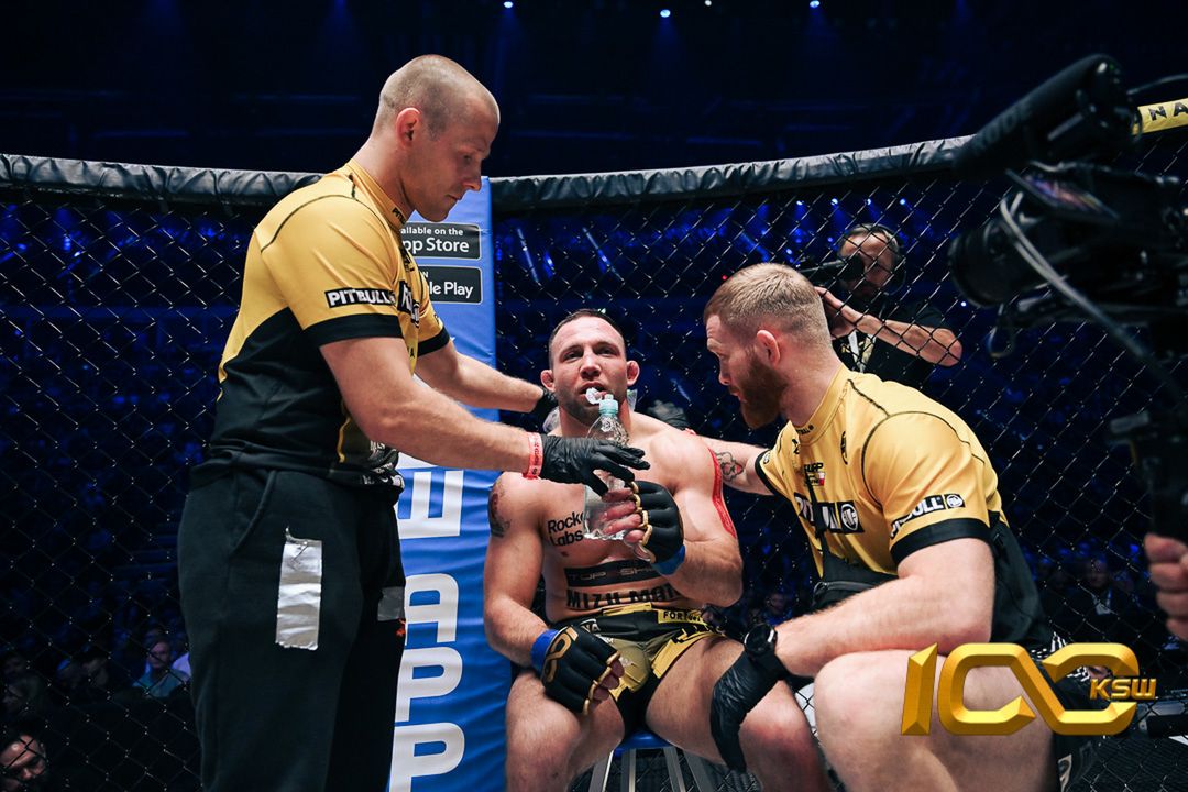 Wzruszający gest mistrza KSW. Trener odpowiedział swojemu podopiecznemu