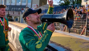 Żużel. Trzy kluczowe transfery i pokaz mocy Zmarzlika. Pierwsze zwycięstwo nowego klubu