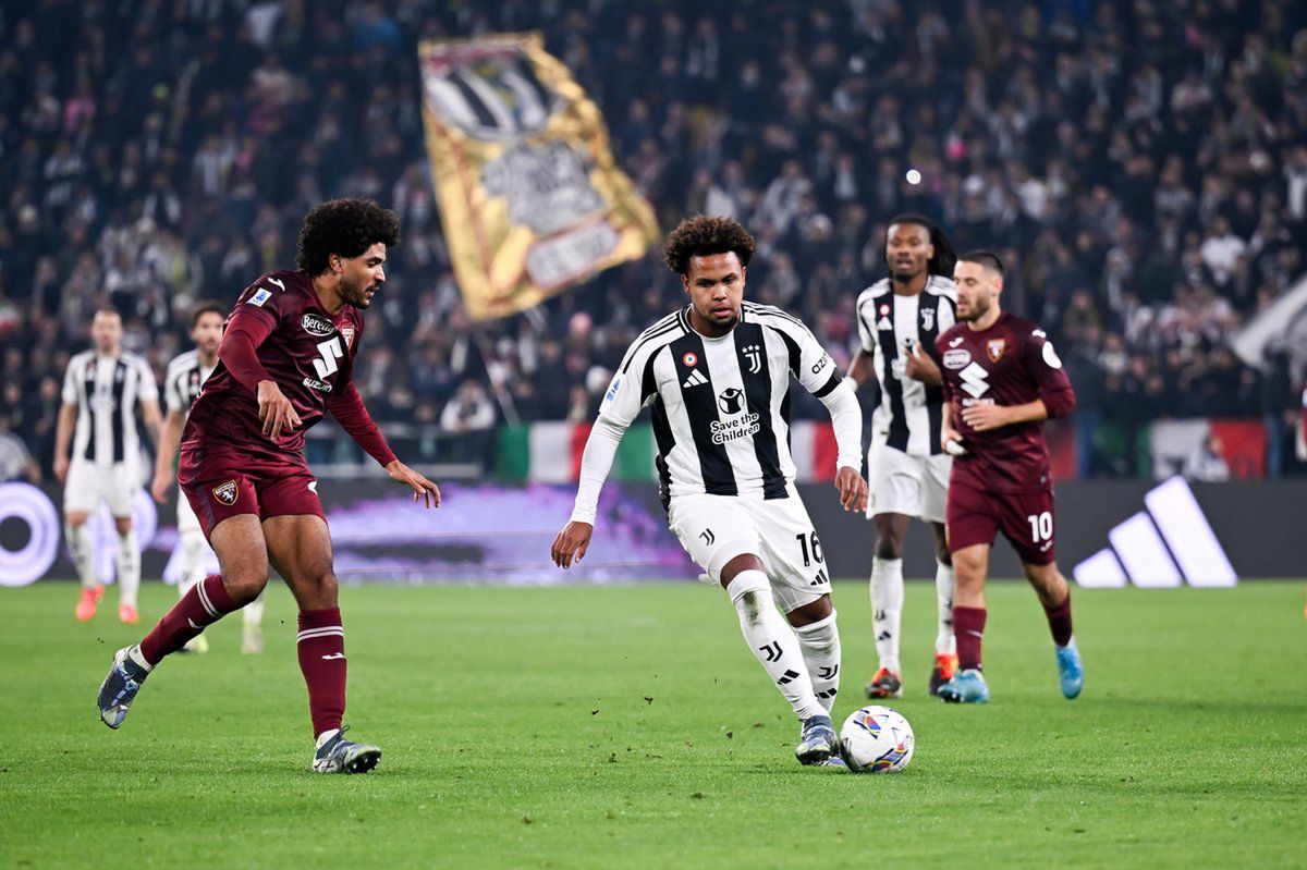 Ponad miliard euro. Chcą przejąć stery w wielkim klubie