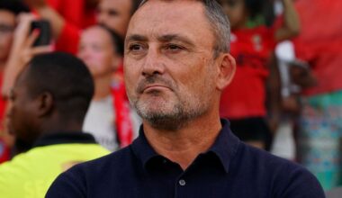 Kibole napadli na piłkarzy. Trener rozważa stanowczy krok