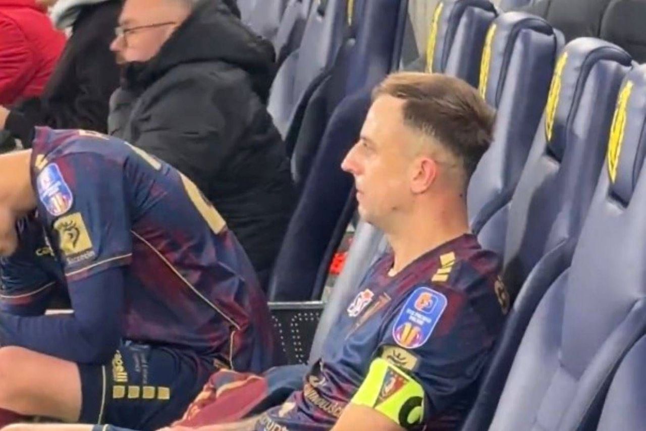 "Samotność". Nagrali zachowanie Grosickiego po porażce w Pucharze Polski