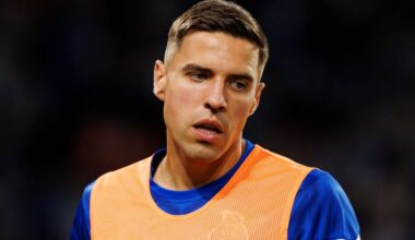 Kiwior i Jan Bednarek usiedli na ławce. Od razu zaczęły się problemy Porto