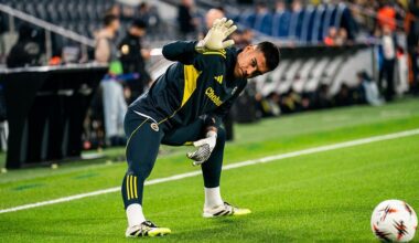 Pierwszy transfer Papszuna? Media: Legia chce bramkarza Fenerbahce