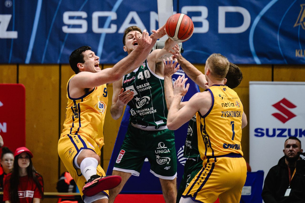 Różnica 33 punktów! Lider nie dał szans mistrzowi Polski