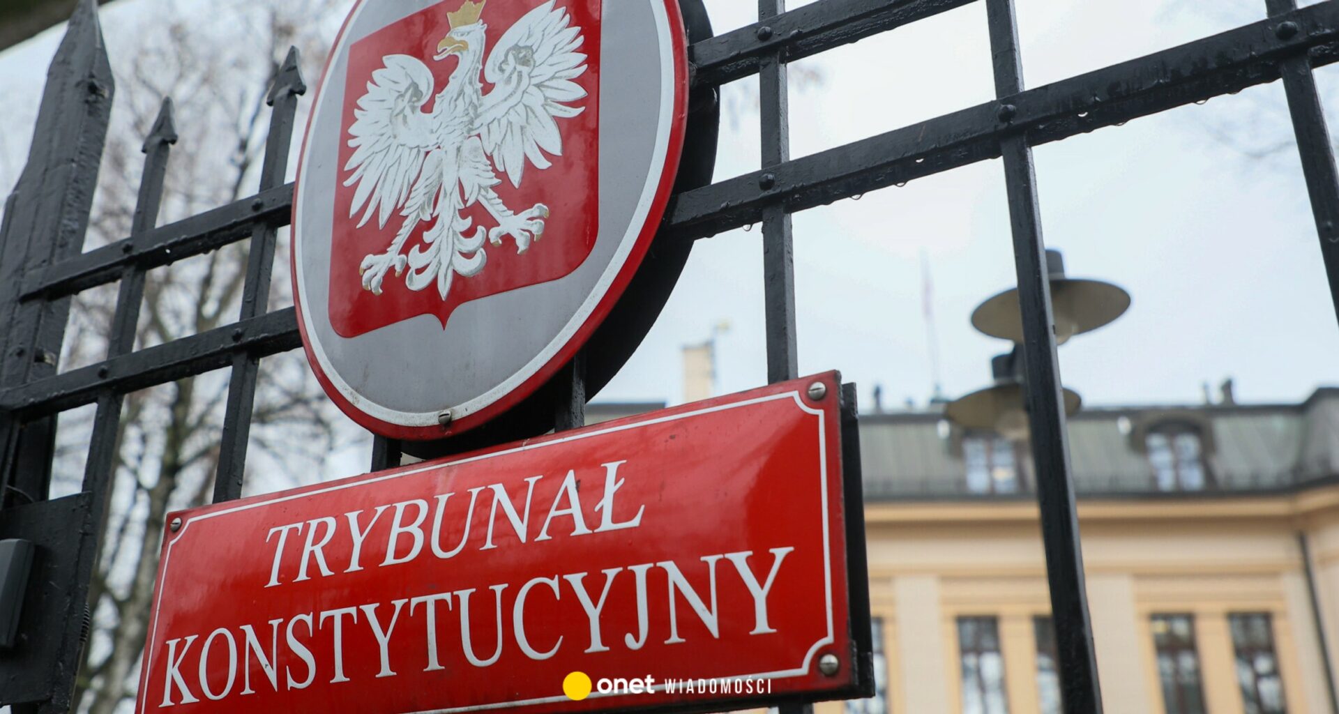 Karol Nawrocki chciał delegalizacji jednej z partii. Trybunał Konstytucyjny zdecydował