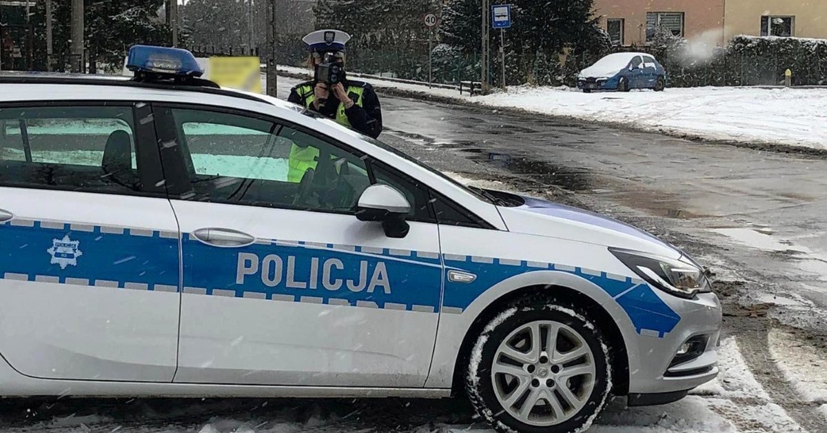 Więcej wypadków i ofiar niż przed rokiem. Policja podsumowała święta na drogach - Onet