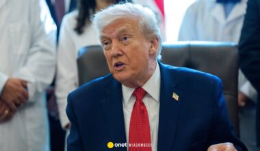 Donald Trump składa bożonarodzeniowe życzenia. "Radykalne lewicowe szumowiny"