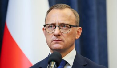 Rzecznik prezydenta odpowiada Donaldowi Tuskowi. "Stan emocjonalnego rozdygotania" - Onet