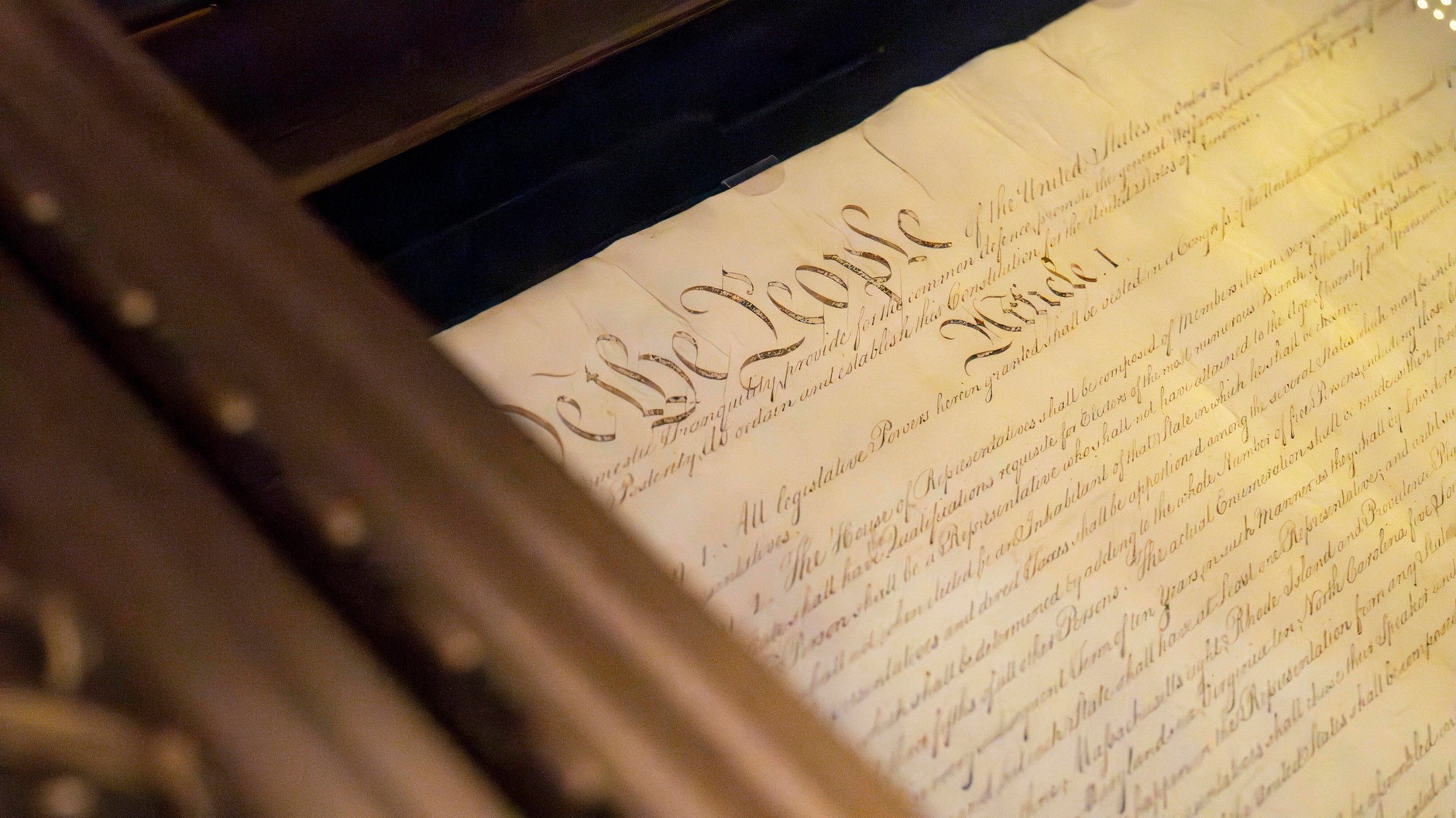 Konstytucja USA w Archiwum Narodowym w Waszyngtonie. Zdjęcie ilustracyjne