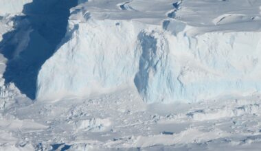 Lodowiec Thwaites w 2012 r.