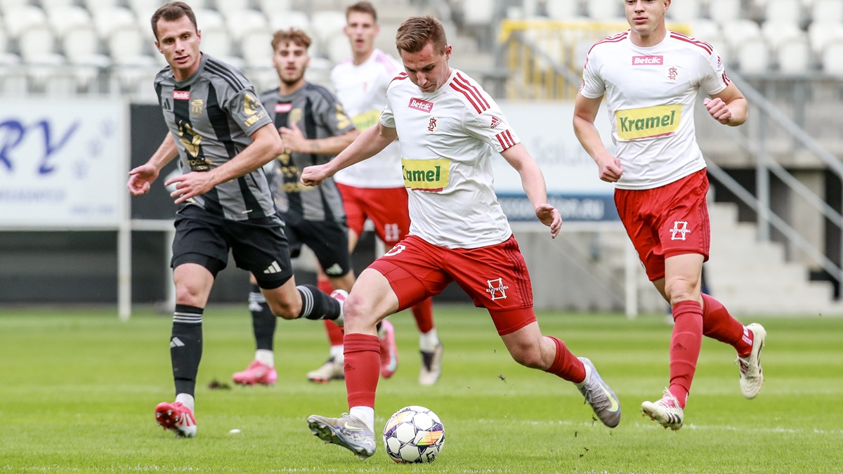 Kacper Terlecki wraca z wypożyczenia