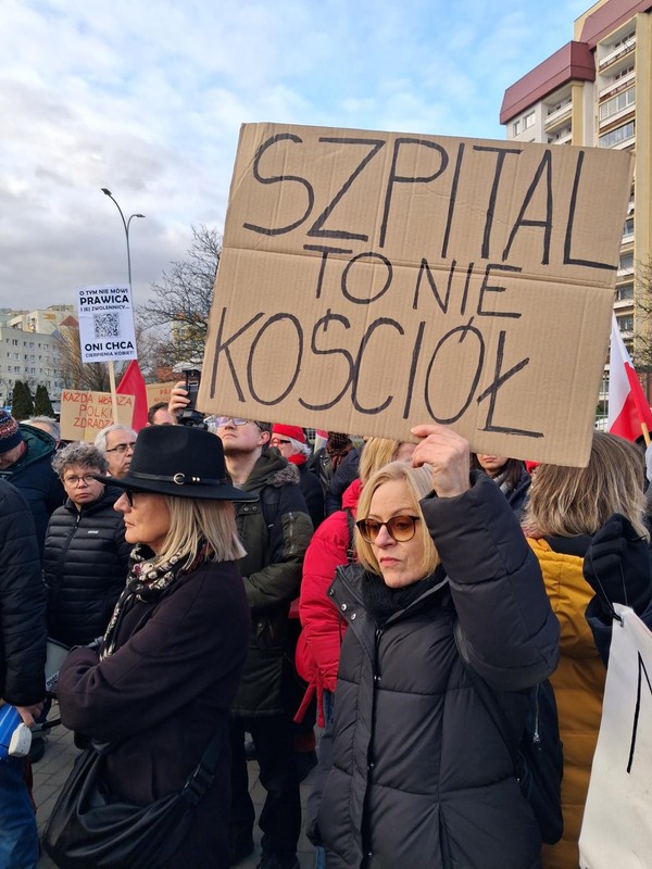 Gdańsk. Manifestacje pod szpitalem