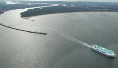 Koniec rajów podatkowych? Rząd chce szybkiego powrotu statków pod polską flagę