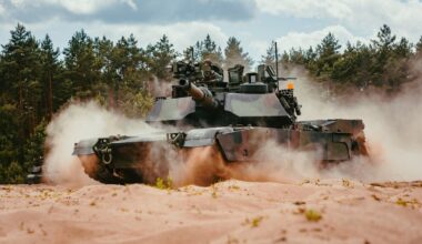 Czołg podstawowy M1A2SEPv3 z 2. Batalionu Czołgów, 1. Brygady Pancernej, 18. Dywizji Zmechanizowanej.