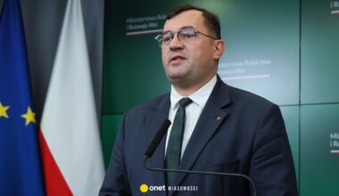 Sklepy Carrefour w rękach rolników? Stefan Krajewski zapowiada kroki