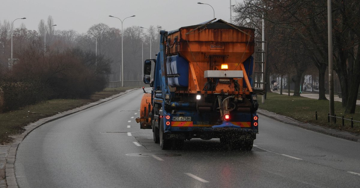 Ostrzeżenia IMGW dla 14 województw. Uwaga na wiatr i gołoledź - Onet