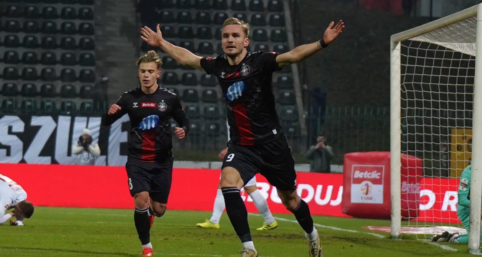 Łukasz Zjawiński z Polonii Warszawa rozchwytywany przez kluby Ekstraklasy