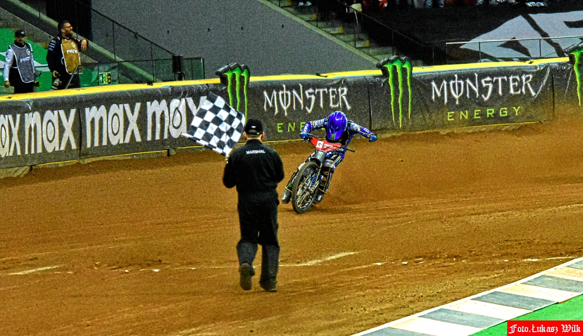 Wielki pech i wielki powrót. Nowy lider Stali Gorzów pokazał klasę w Sydney