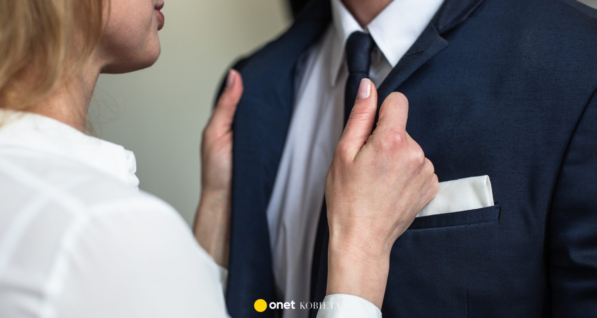 Praca sprzyja romansom. "Jest niebezpieczna, bo może za bardzo zbliżać"