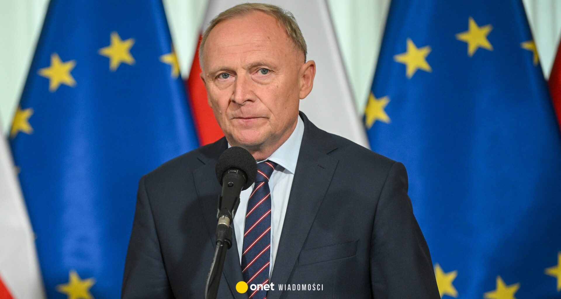 Pobicie kibiców na S8. Wiceminister komentuje. "Żelazna konsekwencja"