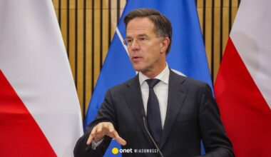 "Nie możemy być naiwni". Sekretarz generalny NATO mówi, co się stanie, jeśli Putin będzie atakować Ukrainę