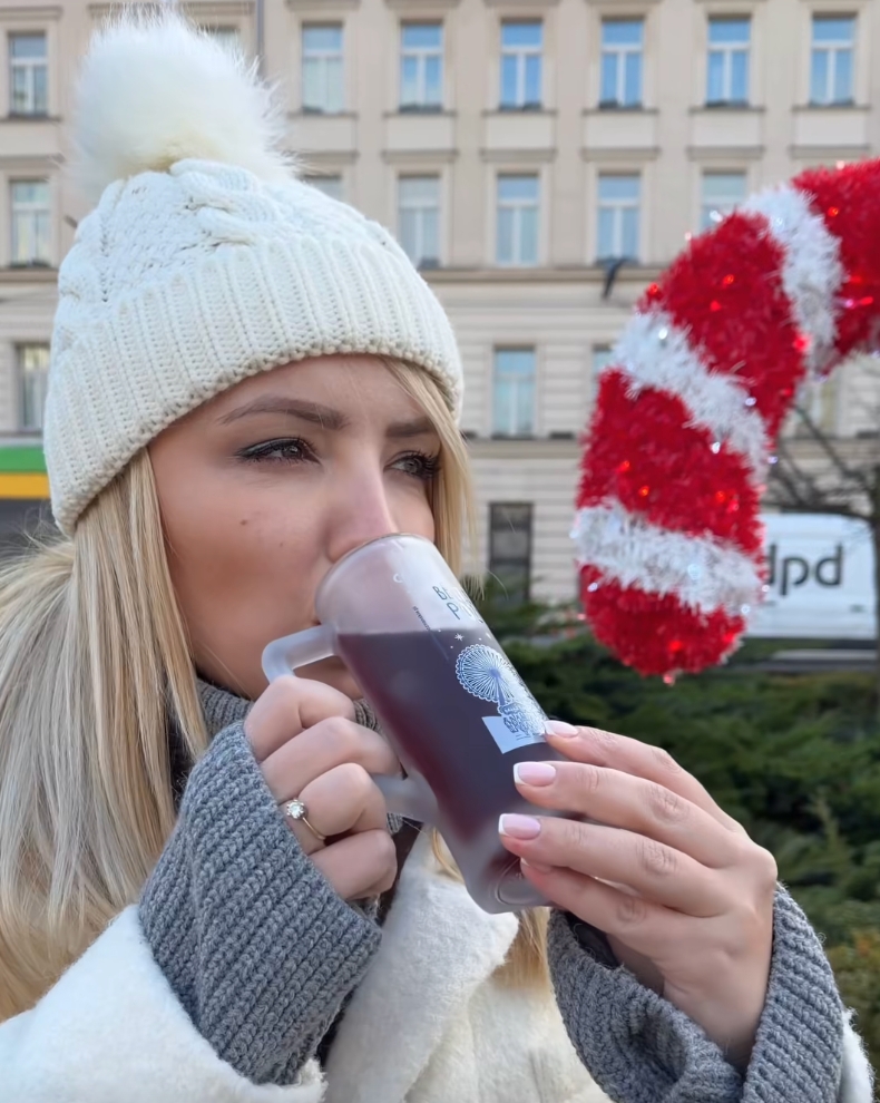 Dostało się jarmarkowi na Placu Wolności. Influencerka: "Jarmark w Poznaniu? Jak właśnie jedziecie, to zawróćcie" - ePoznan