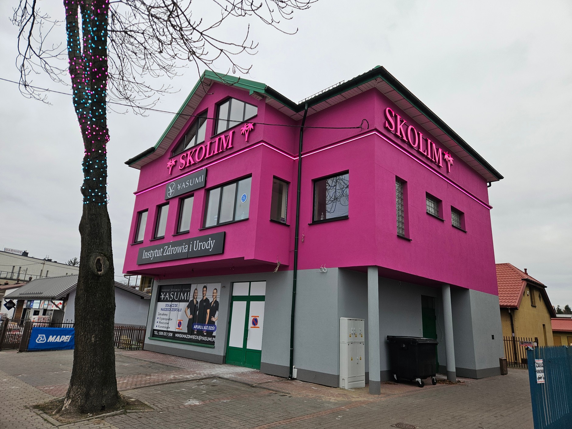 Lokal Skolima w Mińsku Mazowieckim. Niestety, tu zatankować się nie da. 