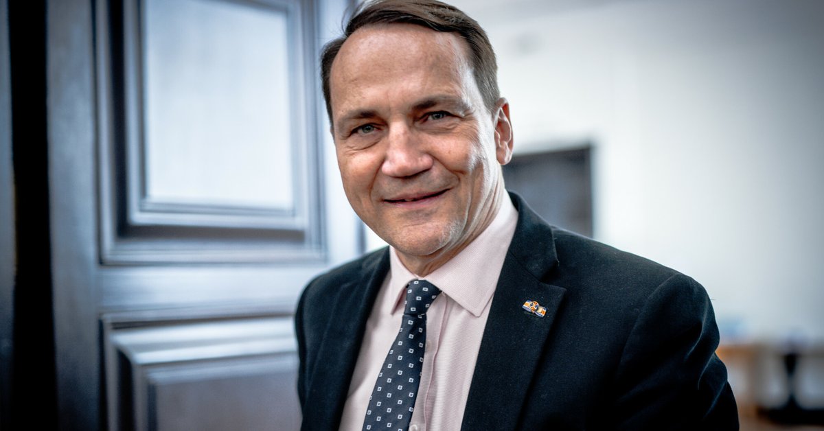 Radosław Sikorski oceniony w sondażu. Wielu na prawicy się waha