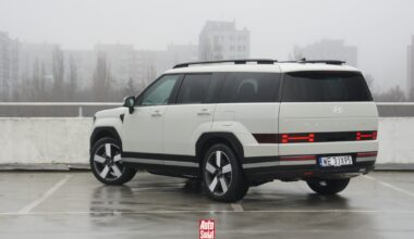 Hyundai Santa Fe 1.6 T-GDI HEV 4WD. Ma w sobie cechy Toyot i Volkswagenów