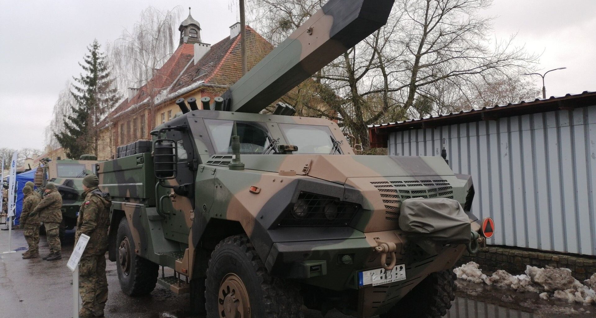 Gladius trafia do pułku przeciwpancernego. Co z Ottokar-Brzoza?