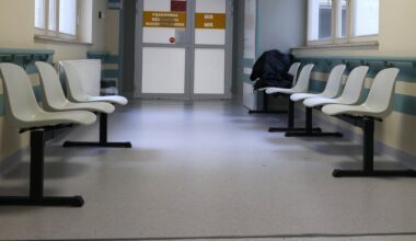 Eksperci przewidują gigantyczną dziurę w NFZ. Zabraknąć ma setek miliardów