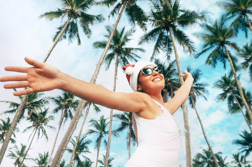 Polacy coraz chętniej decydują się na święta w ciepłych krajach (zdjęcie ilustracyjne)