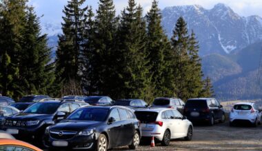 Posypały się mandaty w Zakopanem. Blokada kół jest w tym miejscu standardem