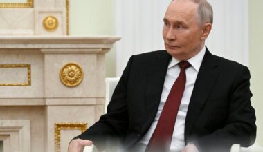 Władimir Putin na spotkaniu z szefem MSZ Węgier