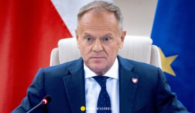 Polacy w sondażu o wypłatach dla ofiar wojny. "Nie" dla pomysłu Tuska