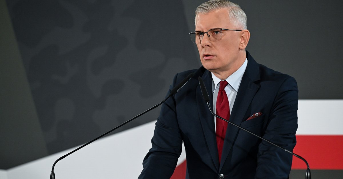 Sławomir Cenckiewicz o przywróceniu poboru do wojska. "Jest do tego okazja"