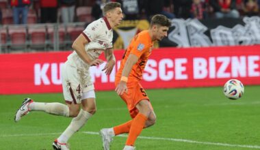 Robert Lewandowski mógł tylko się przyglądać. Wskazali bohatera Barcelony