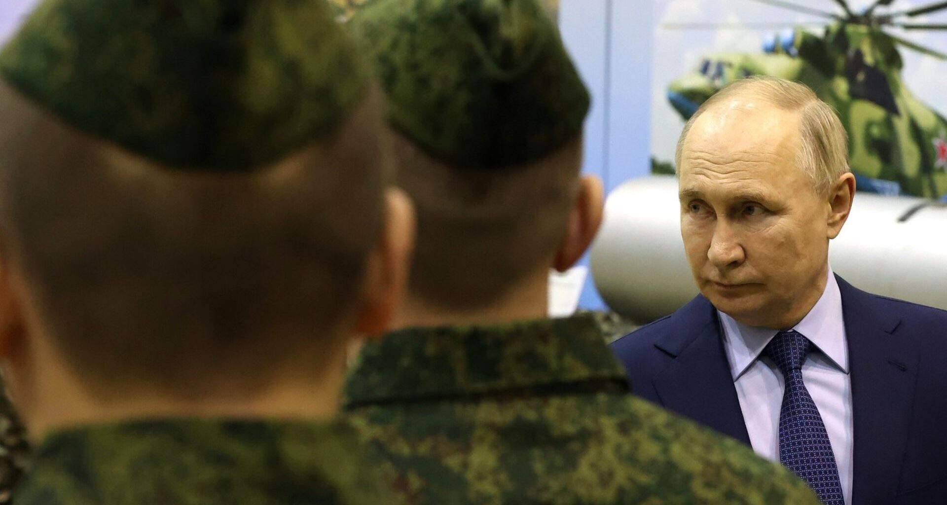 Atak nożownika w paryskim metrze. Trzy kobiety są ranne