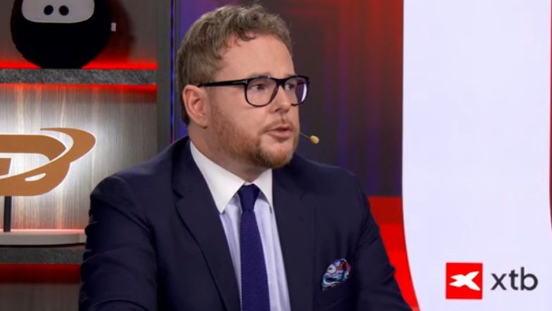 Dick Van Dyke rozkochał w sobie młodszą o PRAWIE PÓŁ WIEKU wizażystkę. Tak wygląda trzecia żona 100-letniego (!) aktora (FOTO)