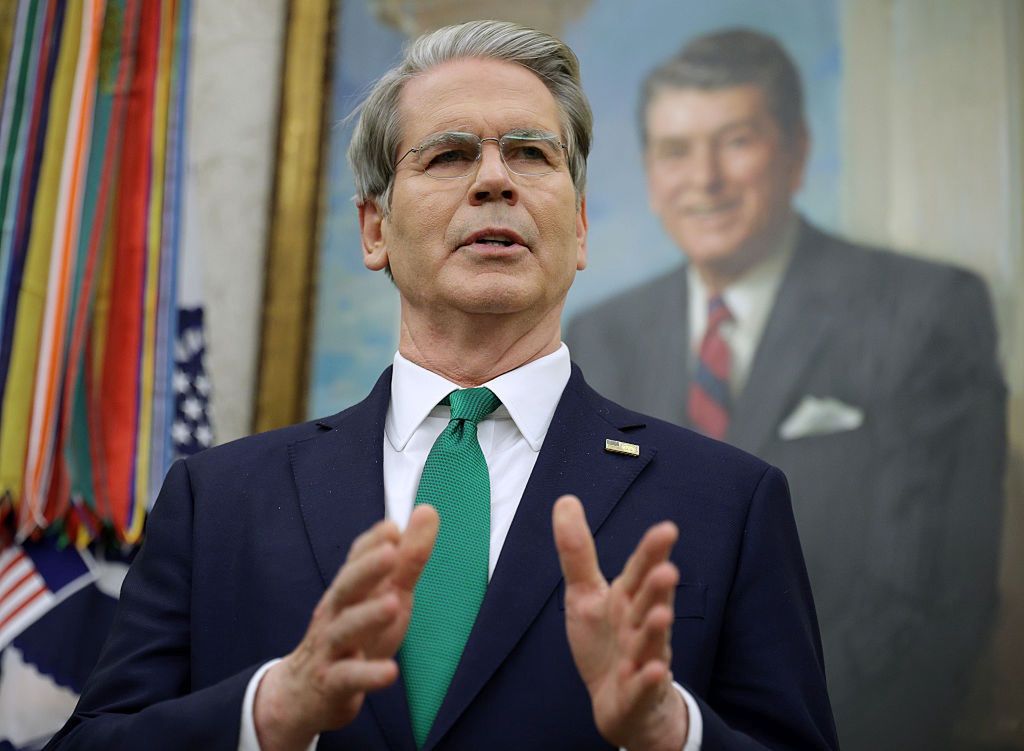 Brakuje ludzi do rozliczenia PiS w spółkach państwowych. Minister: powołamy pełnomocników