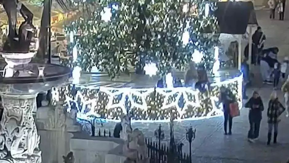 PŚ w biathlonie. Eric Perrot bezbłędny w Hochfilzen, Polacy poza czołówką