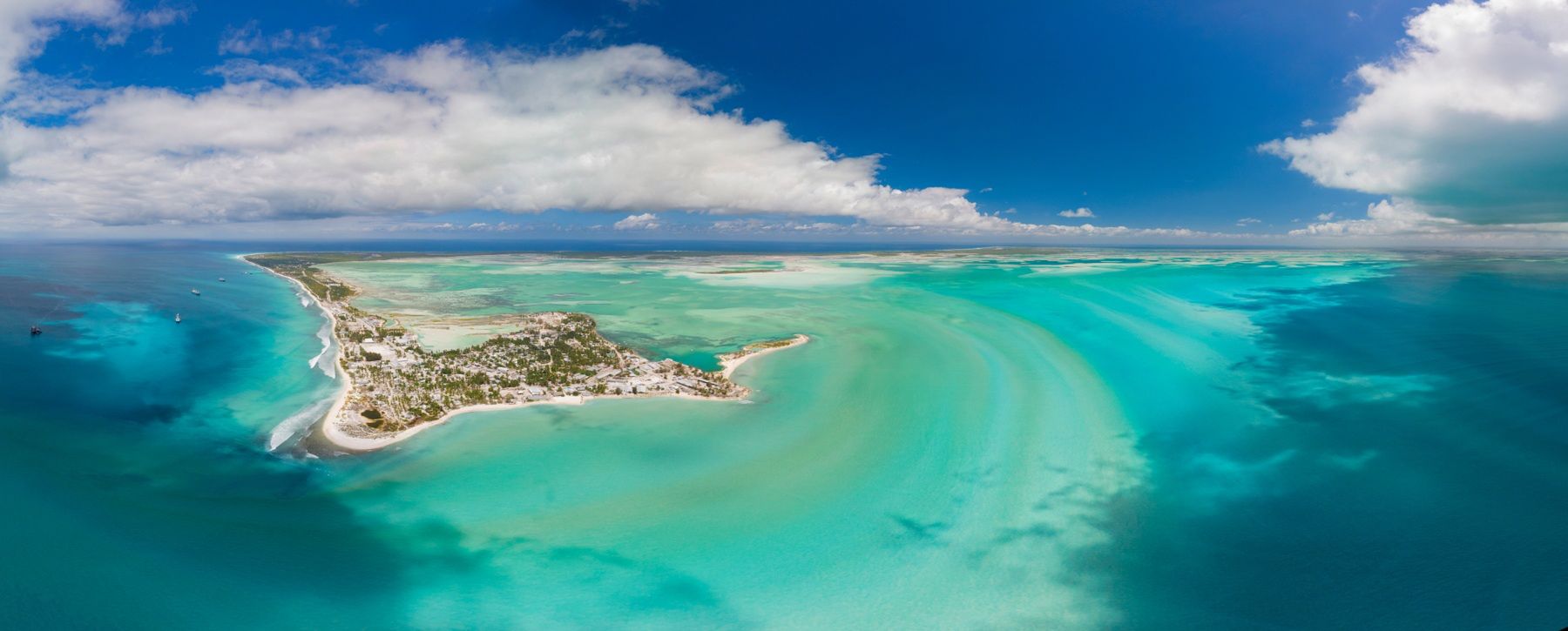 Żar leje się z nieba. Służby ostrzegają przed rekordami