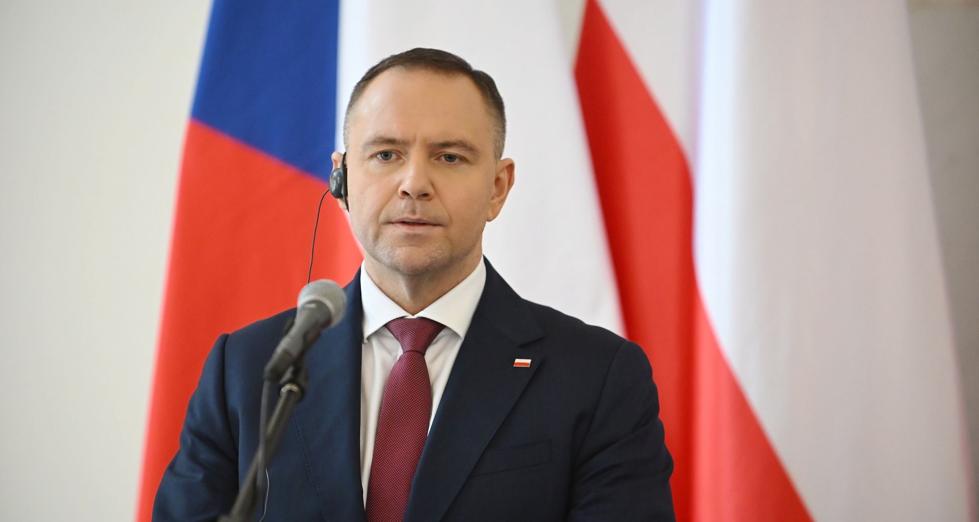 Ile kosztuje funt? Kurs funta do złotego PLN/GBP 22.12.2025