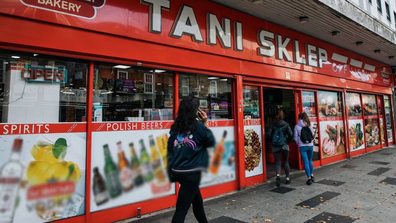 Polacy "ewakuują się" z tonącego okrętu? Polska podgryza Wielką Brytanię [OPINIA]