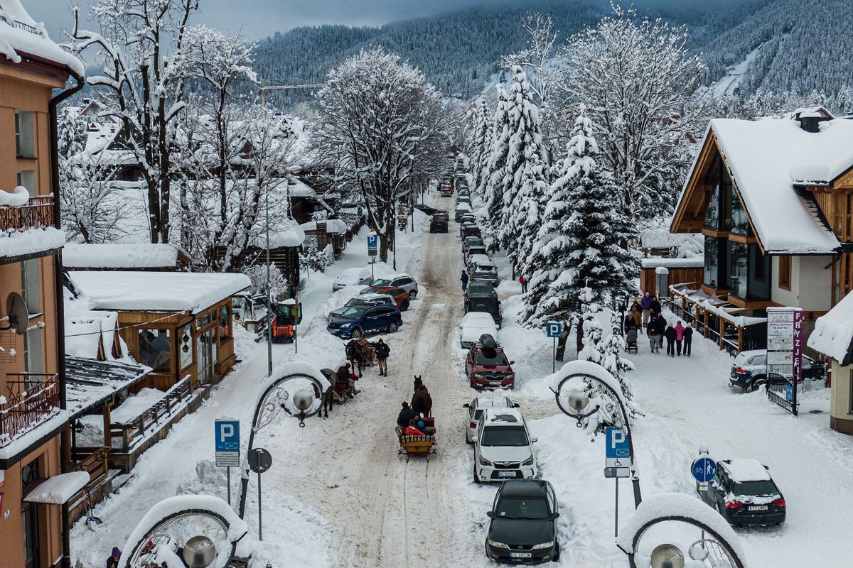 Naukowcy ujawniają wyniki badań. Chodzi o wodę butelkowaną