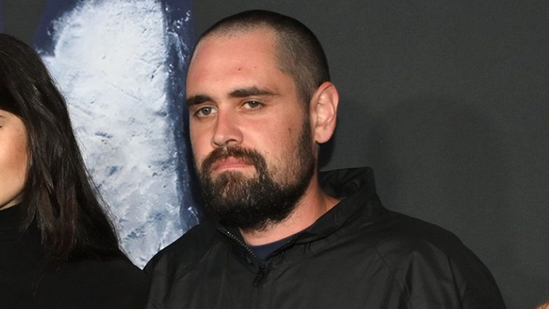 Ujawniono kolejne SZOKUJĄCE fotografie z "akt Epsteina". Pedofil pisał na ciałach młodych kobiet cytaty z "Lolity" (ZDJĘCIA)